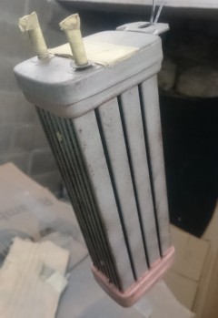 VW pied moulé radiateur