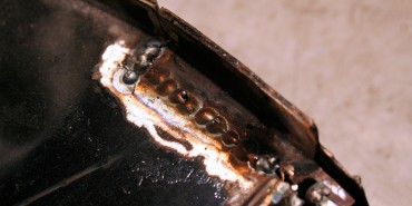 pied moulé VW tôles moteur