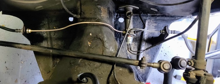 rigide frein neuf avant droite