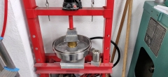 bearing seal hydraulic press